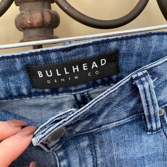 Vintage Rip and Repair Bullhead Jeans - Picture 6 of 8